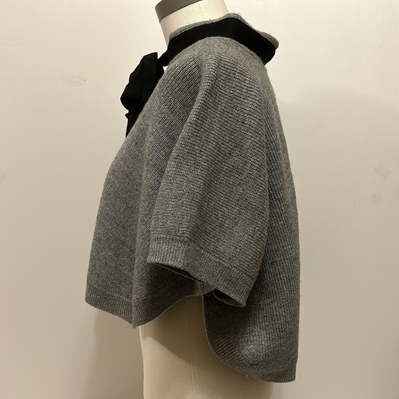 TARNISH Grey Wool Blend Cape-let Women’s One Sizee - Picture 4 of 8